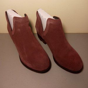 Sorel Women's Lolla Cut Out Light Raisin/Black Suede Bootie 5M NEW in box